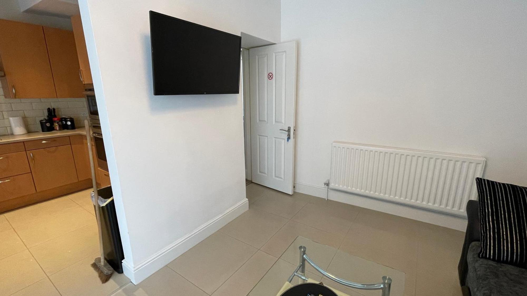 Anfield Place To Stay Liverpool Exterior foto